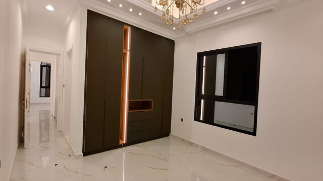 🏡 2 Story Luxury Villa For Sale in Al Heliow 2, Ajman – 5BR-21