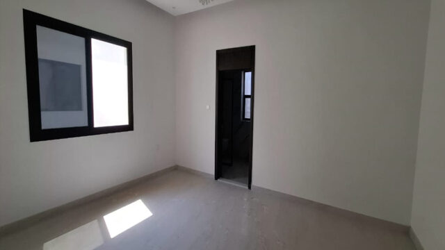 🏡 2 Story Villa for Rent in Al Amerah, Ajman 5 Bedrooms Majlis AED 125,000 Only!-7