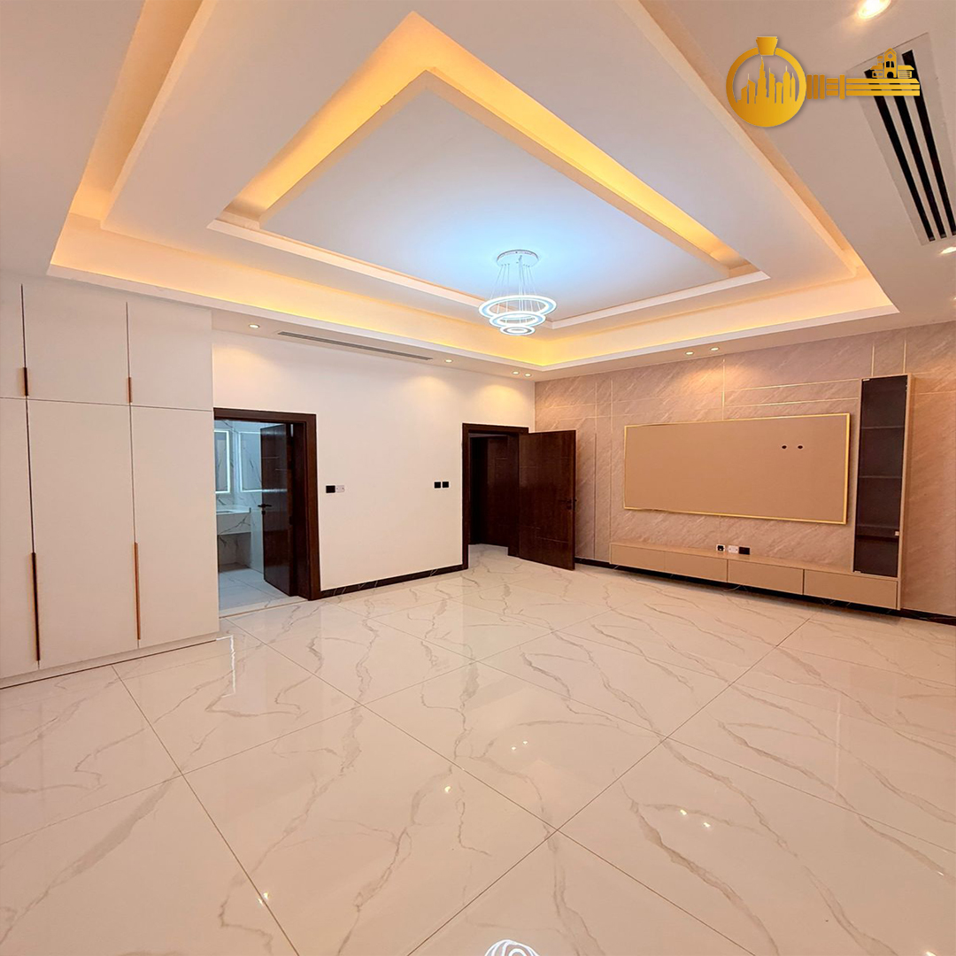 🏡 2 Story Villa for Sale in Al Amerah, Ajman 6 Master Bedrooms 4 Kitchens14