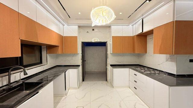 🏡 2 Story Villa for Sale in Al Amerah, Ajman 6 Master Bedrooms 4 Kitchens6