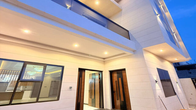 🏡 2 Story Villa for Sale in Al Amerah, Ajman 6 Master Bedrooms 4 Kitchens8