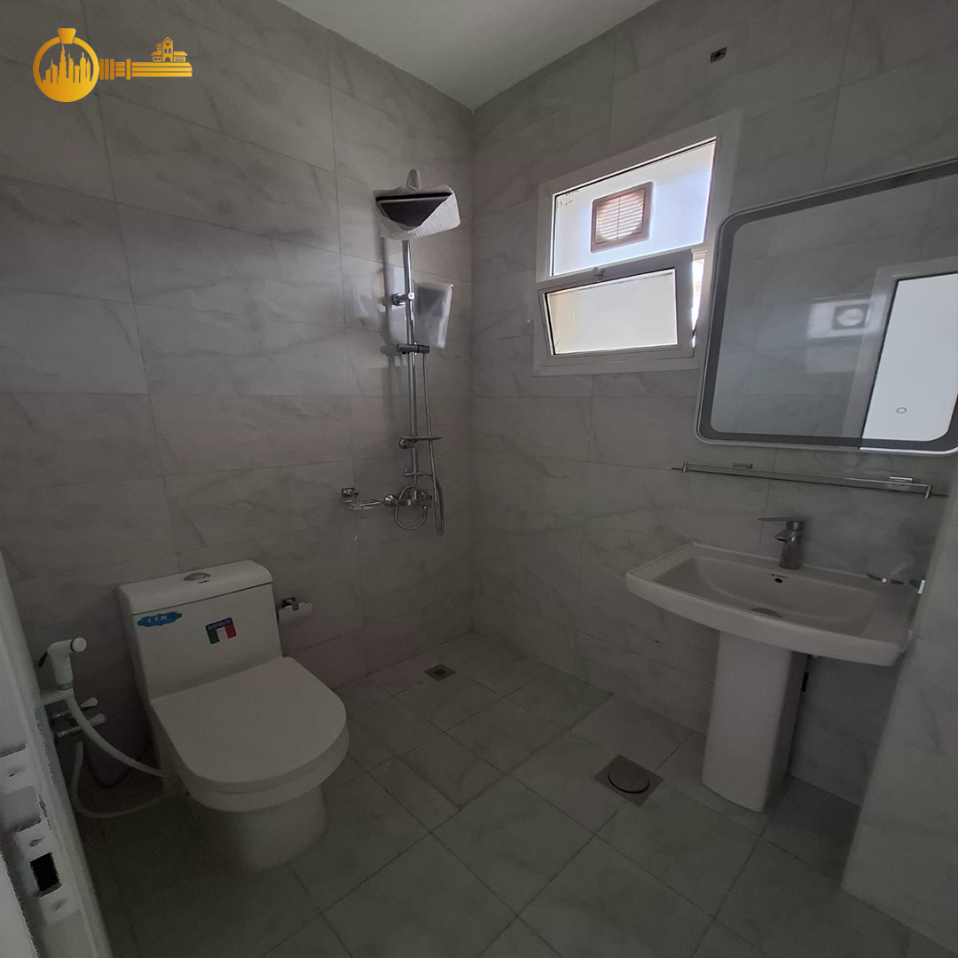 🏡 Affordable 4 Bedroom Villa for Sale in Al Helio 2, Ajman 2,552 Sq Ft AED 1,200,000 Family Home with Majlis & Parking-9