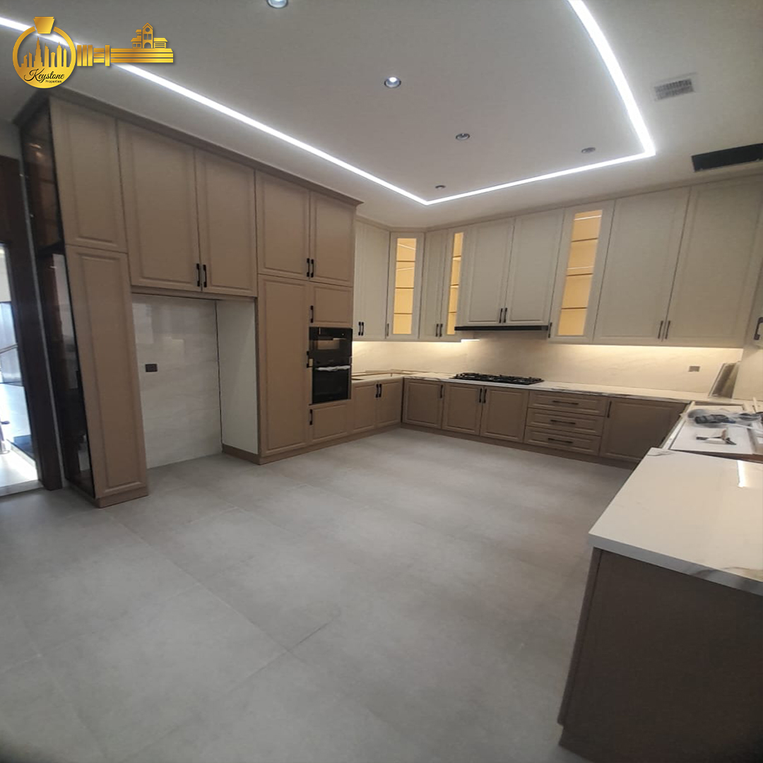 🏡 Brand New Luxury Villa for Rent in Al Helio 2, Ajman 5 Master BR Fully Equipped Kitchen-9