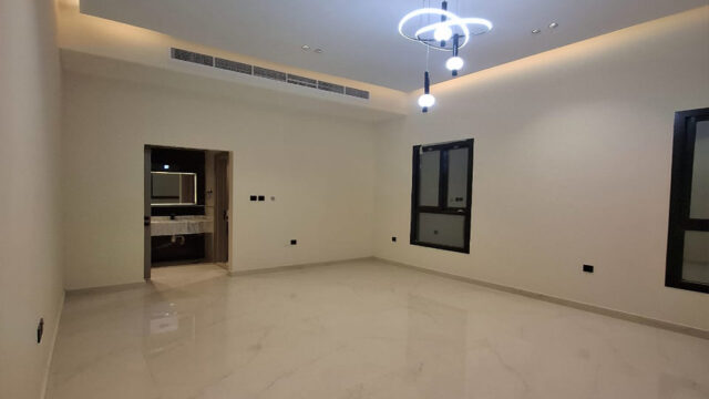 🏡 Corner Villa for Sale in Al Helio 2, Ajman 5 Bedrooms 7 Bathrooms Big Parking AED 1,600,000-2