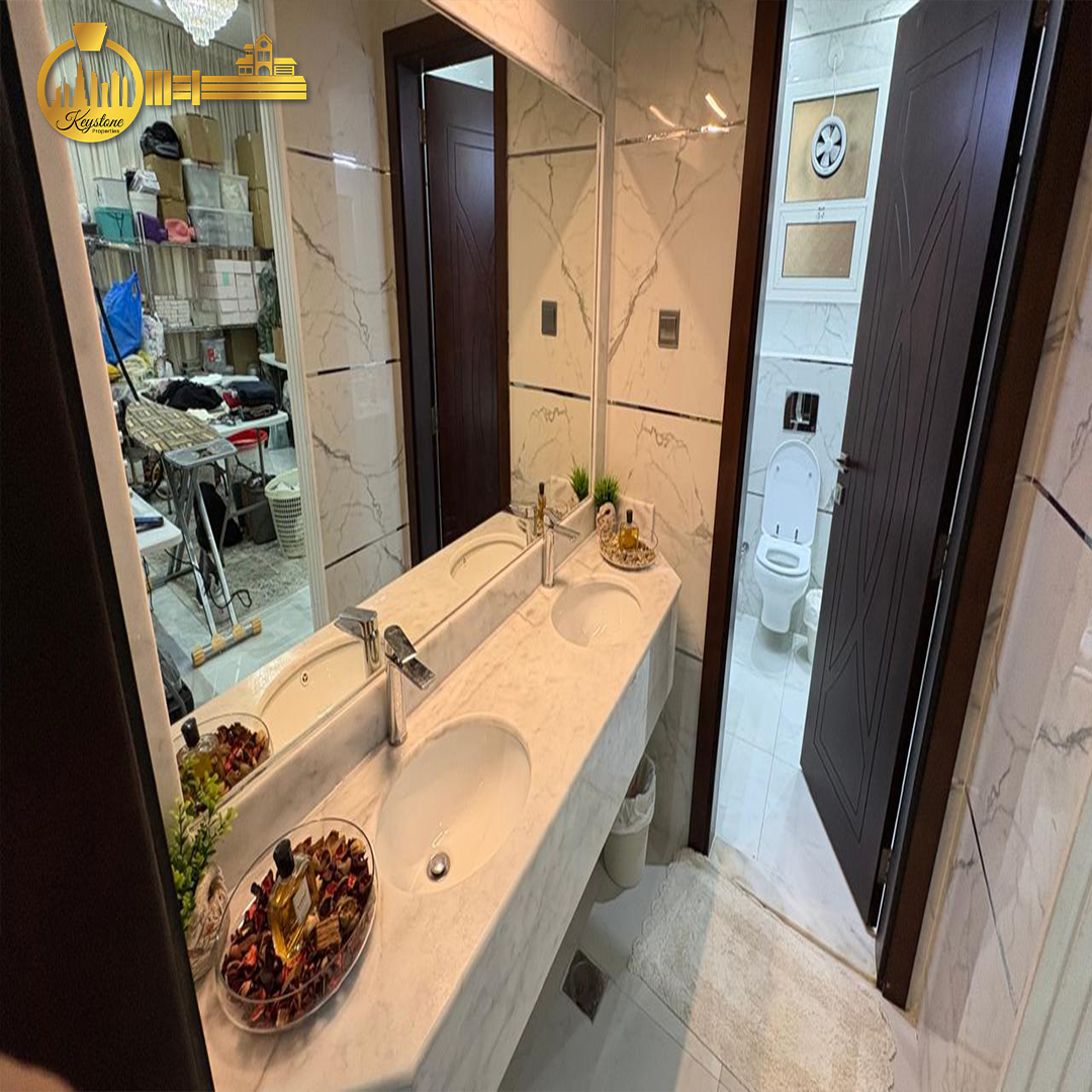 🏡 Fully Furnished 5 Bedroom Villa for Sale in Al Amerah, Ajman 8 Bathrooms Ready to Move AED 1,550,000-5