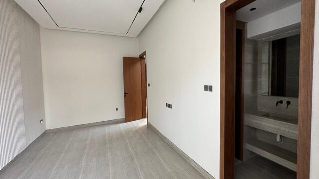 🏡 Luxury 5BR Villa for Sale in Al Yasmeen, Ajman Spacious Layout AED 2 Million-11