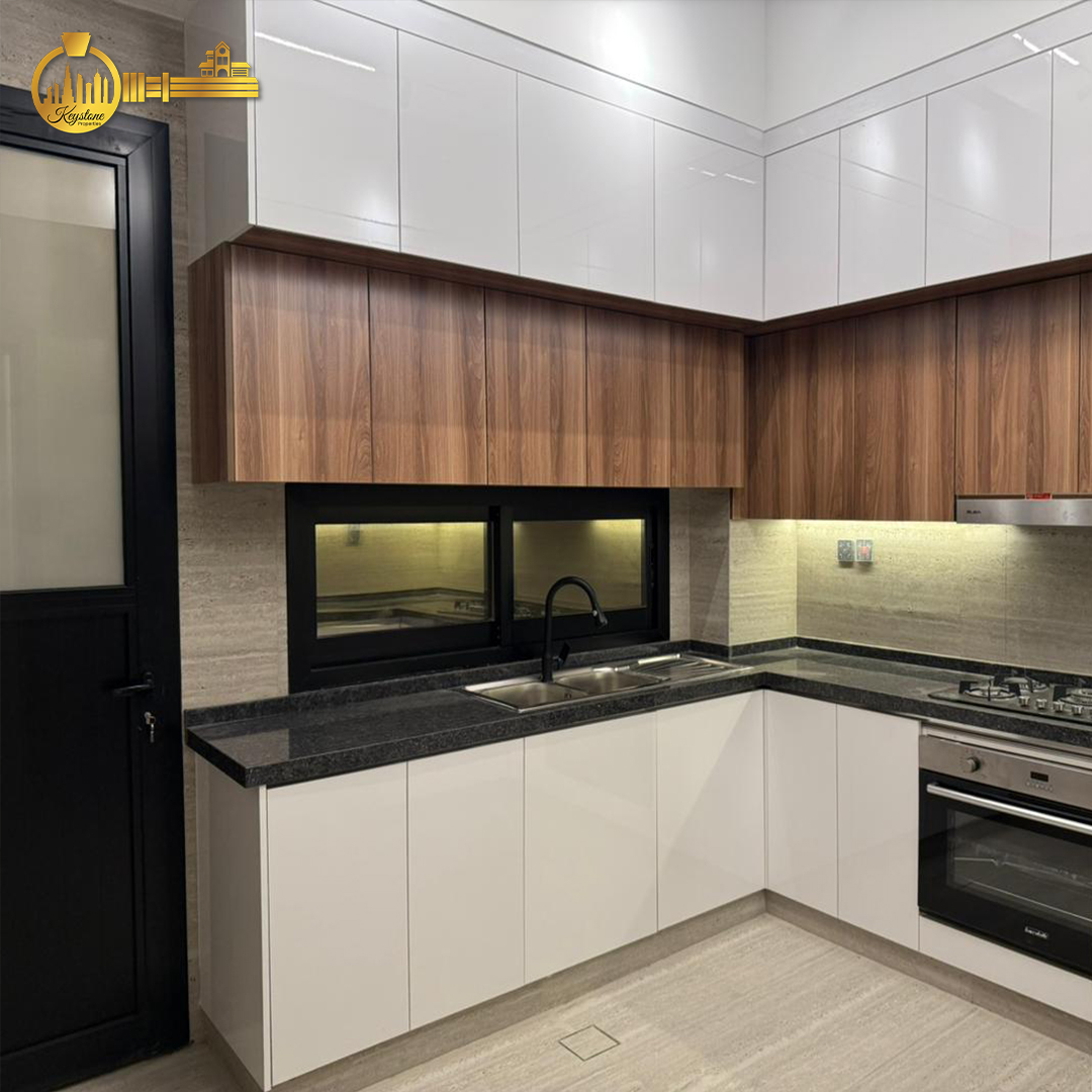 🏡 Luxury 5BR Villa for Sale in Al Yasmeen, Ajman Spacious Layout AED 2 Million-2