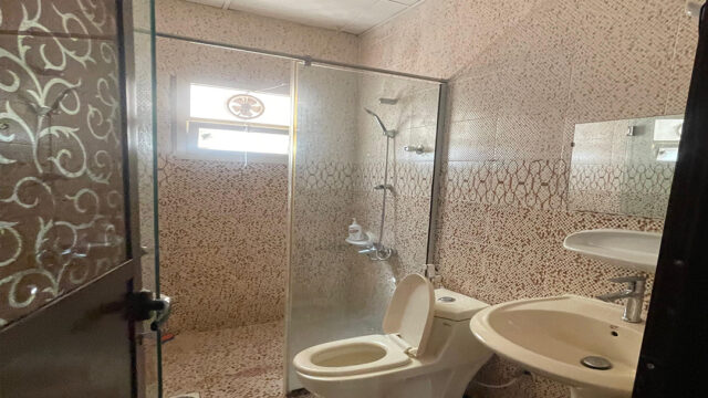 🏡 Spacious 2 Floor Villa for Rent in Al Ragayeb, Ajman – 4BR, Majlis, Maid’s Room & More!-8