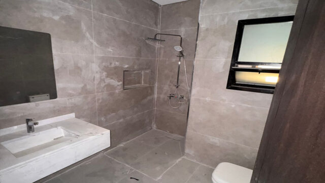 🏡 Spacious 5 Bedroom Villa for Rent in Al Helio 1, Ajman 7 Bathrooms Equipped Kitchen AED 110,000Year-9