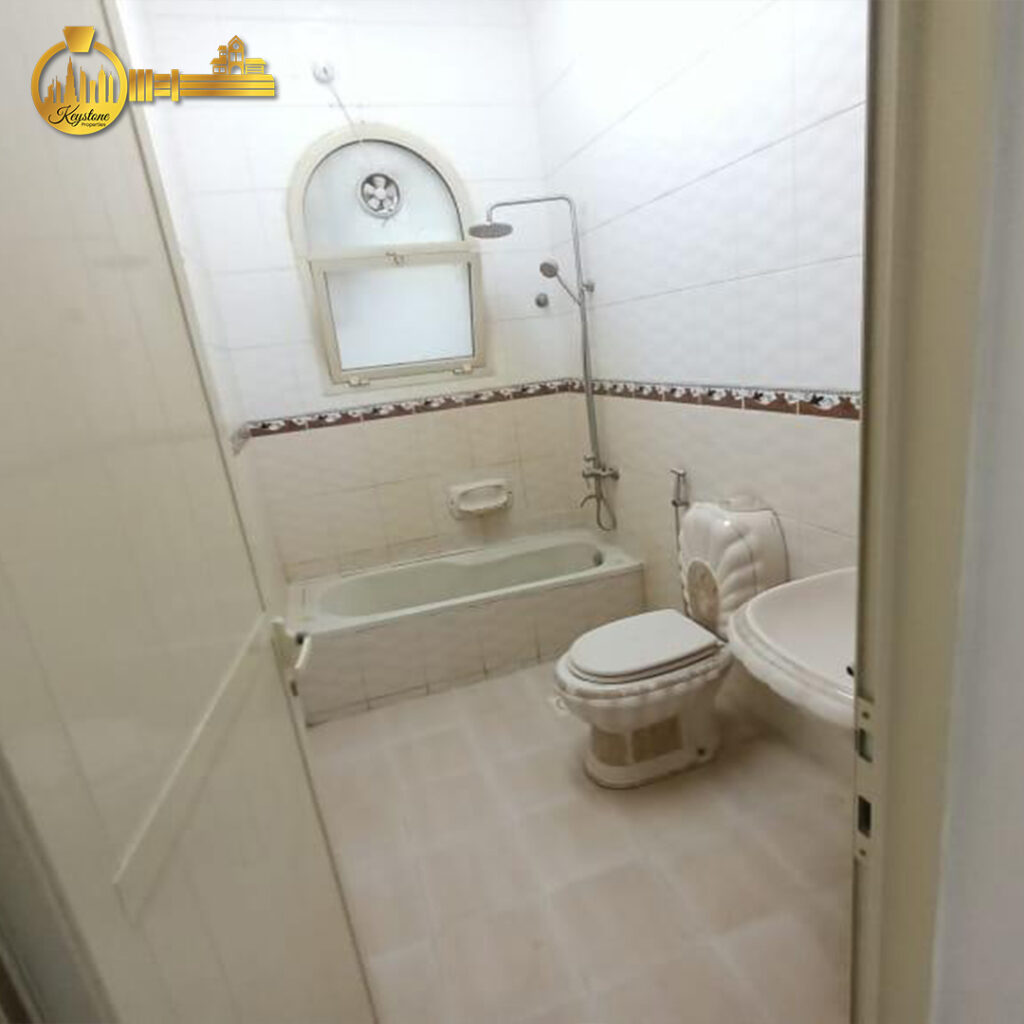 🏡 Spacious 5BR Villa for Sale in Al Rawda 1, Ajman 5,000 Sqft AED 1.6 Million-3