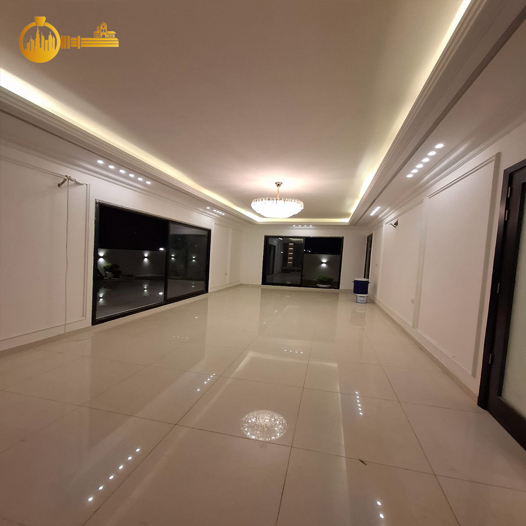 🏡✨ Ultra-Spacious 8 Bedroom Luxury Villa for Sale in Ajman -3