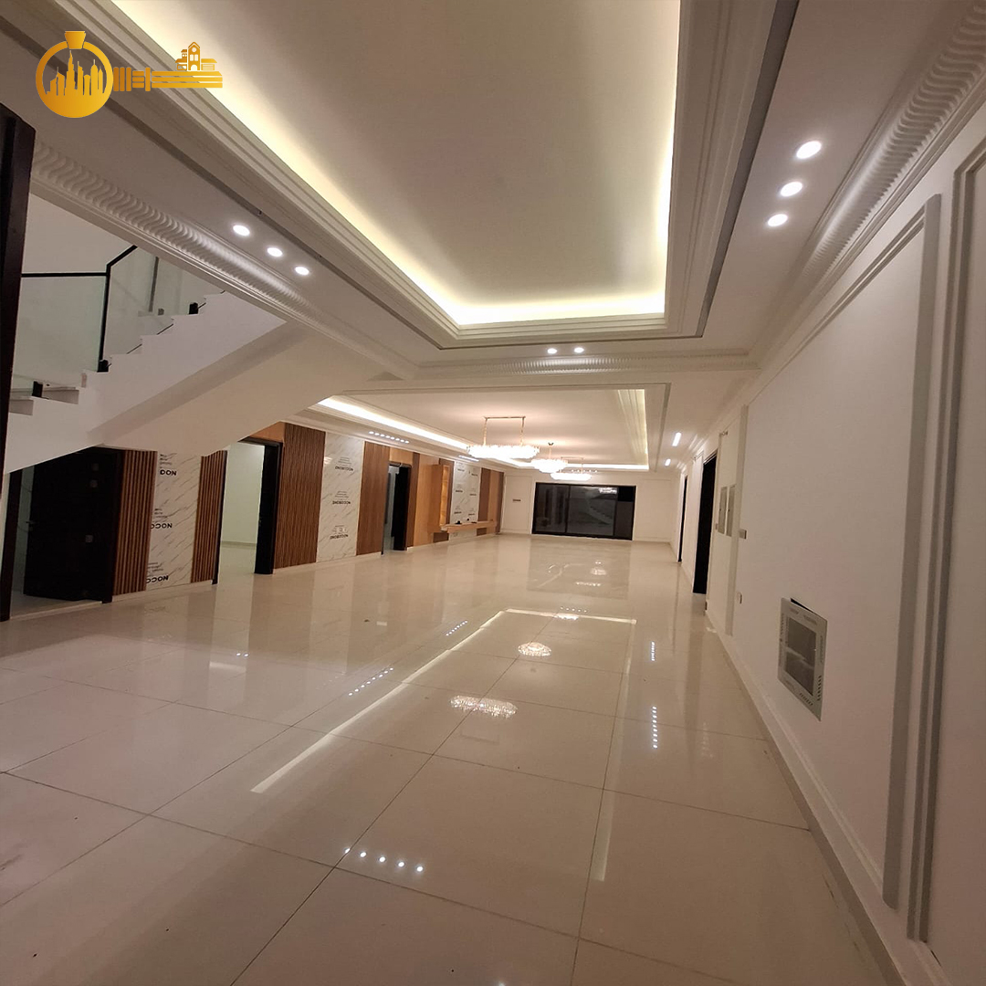 🏡✨ Ultra-Spacious 8 Bedroom Luxury Villa for Sale in Ajman -4