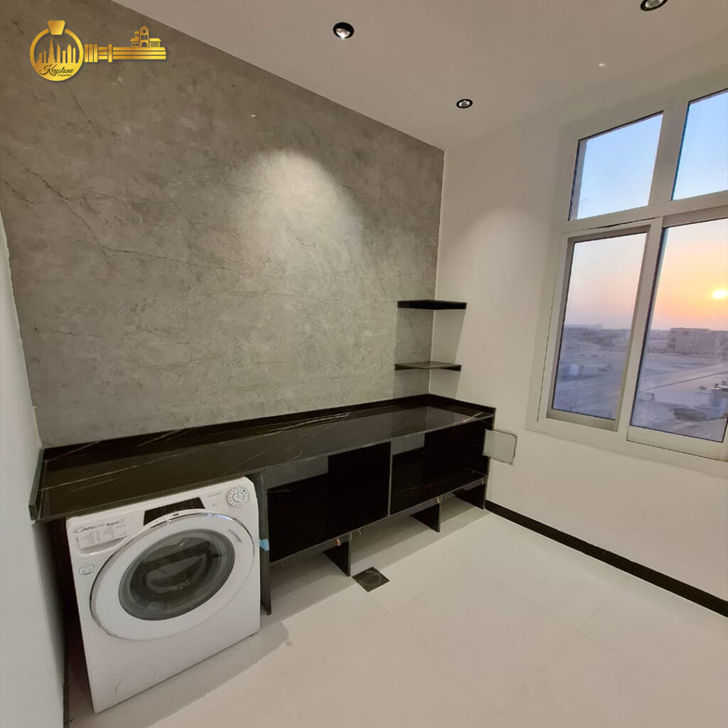 ✨ Luxury 5-Bedroom Villa for Sale in Al Helio Center – Ajman - 5 BR-14